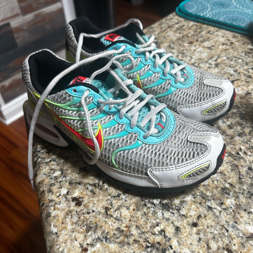 Nike torch 4 size 7.5